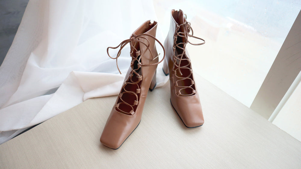 Ballerina Lace-up Boots