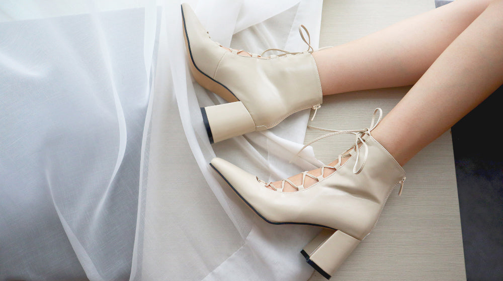 Ballerina Lace-up Boots