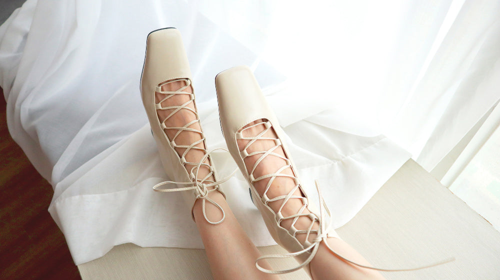 Ballerina Lace-up Boots