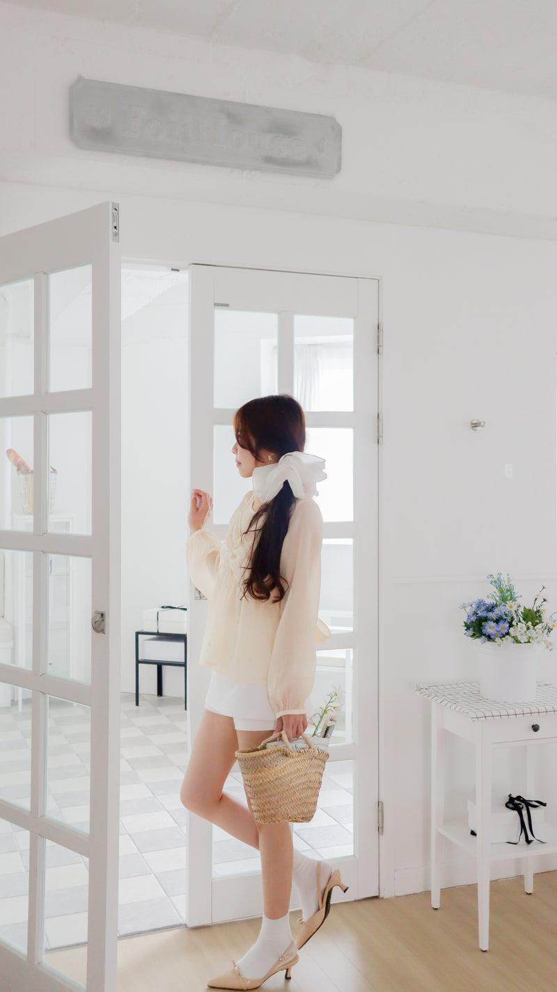 < M A D E > Tie-Up Jewel Twin Set