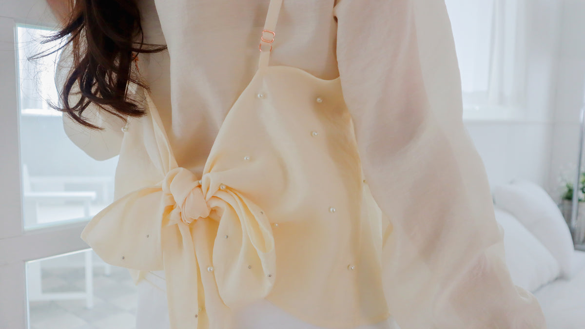 < M A D E > Tie-Up Jewel Twin Set