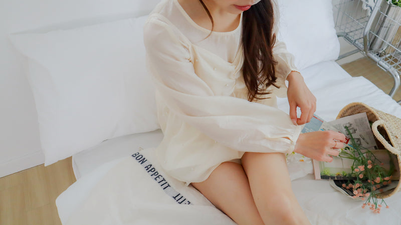 < M A D E > Tie-Up Jewel Twin Set