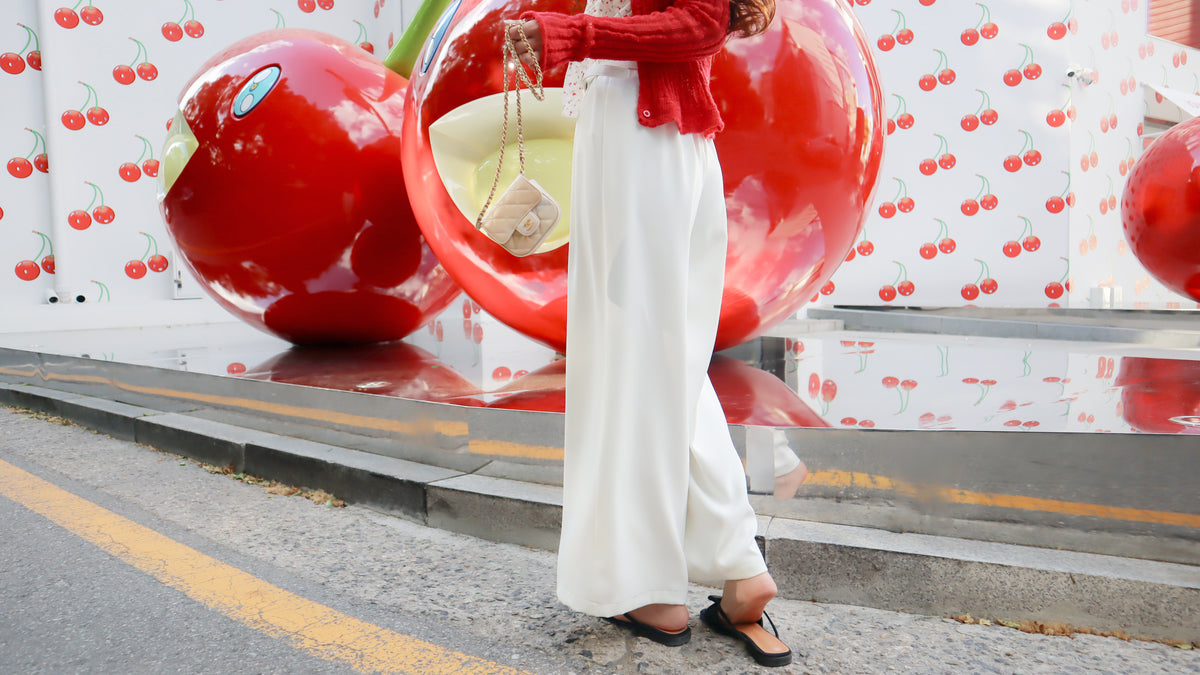 < M A D E > Noble Flare White Slacks