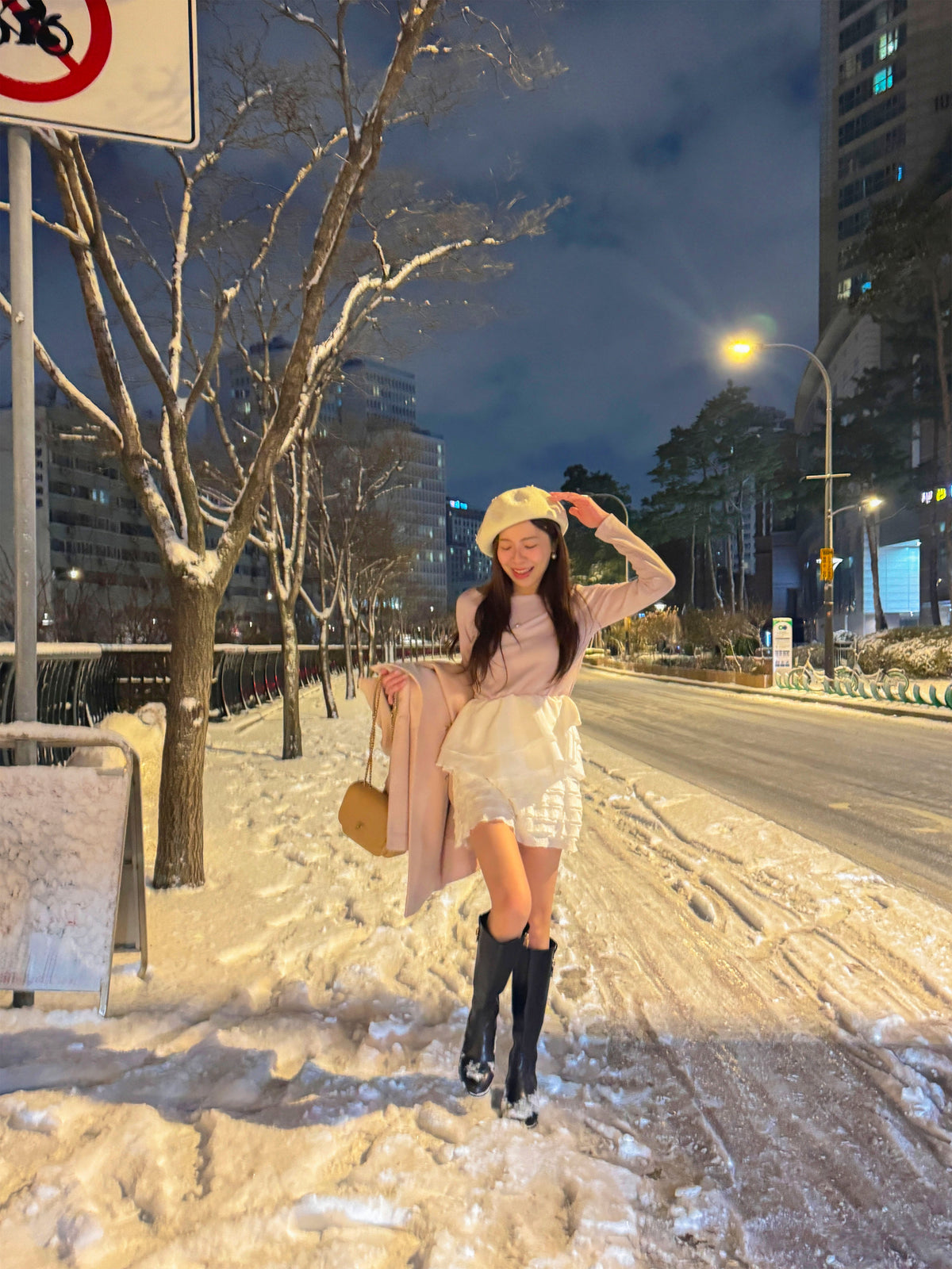 < M A D E > Snowfield Patched Top