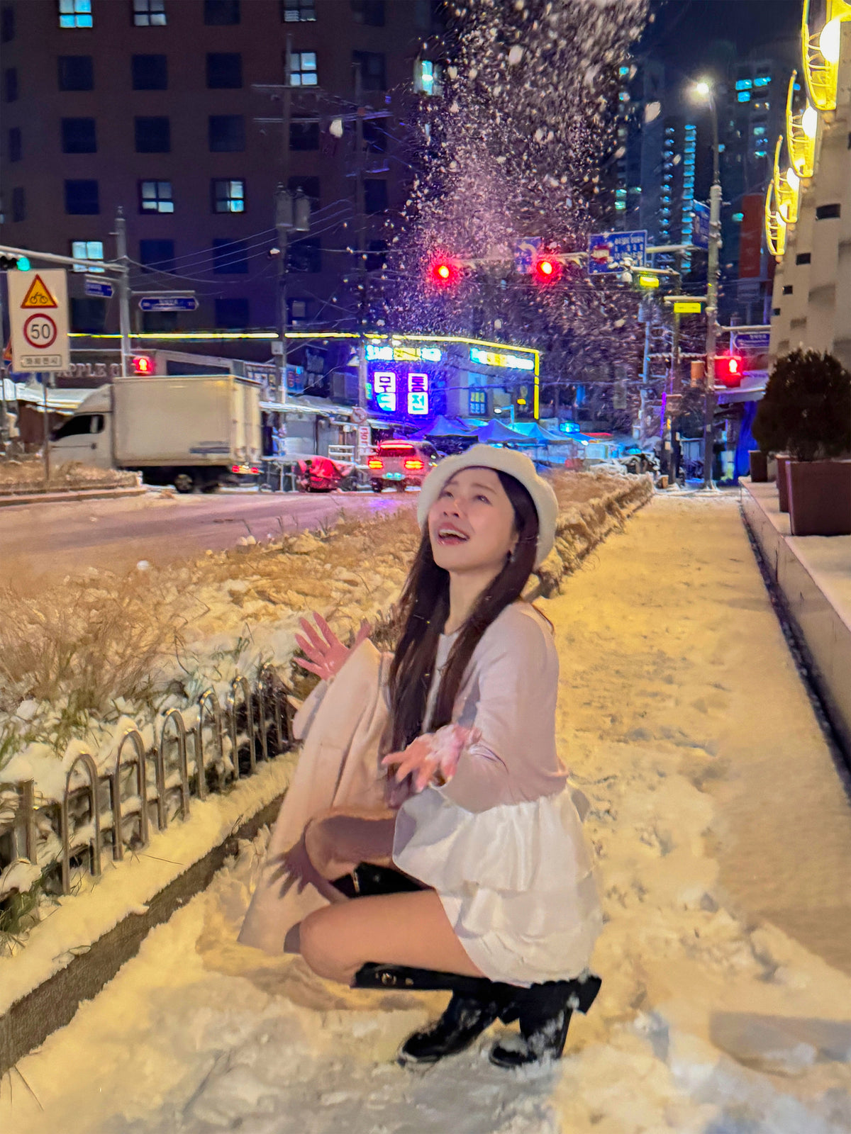 < M A D E > Snowfield Patched Top