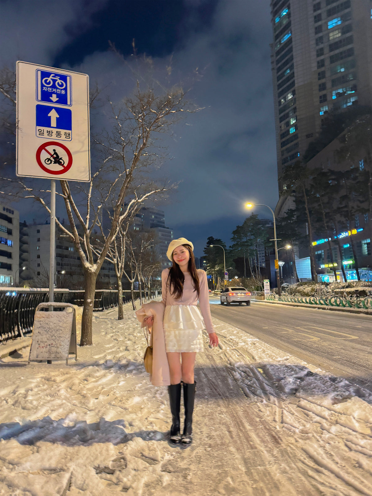 < M A D E > Snowfield Patched Top