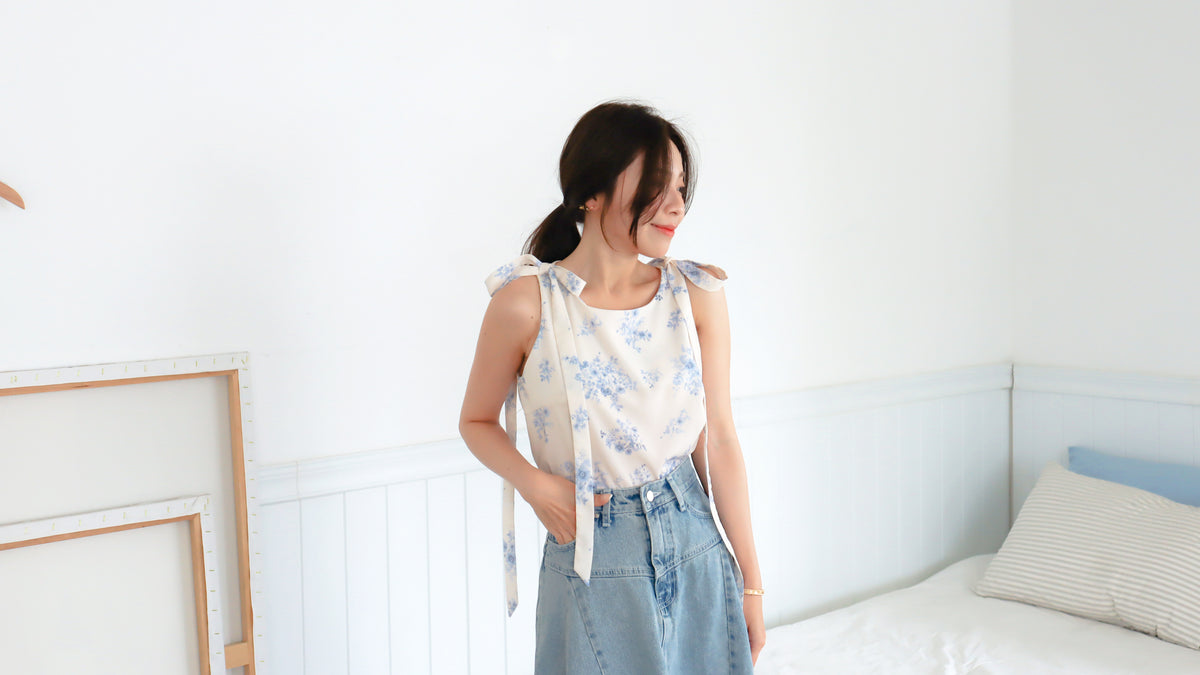 < M A D E > The Porcelain Silky Vest