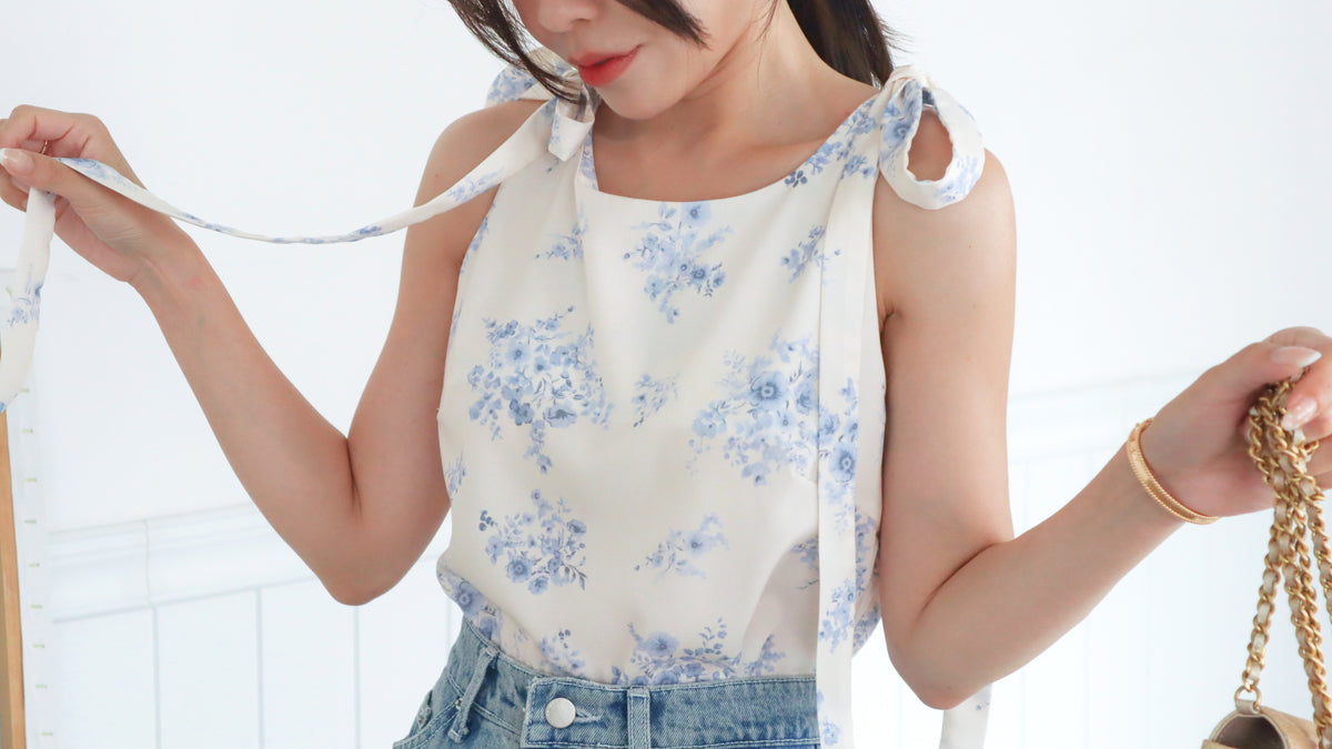 < M A D E > The Porcelain Silky Vest