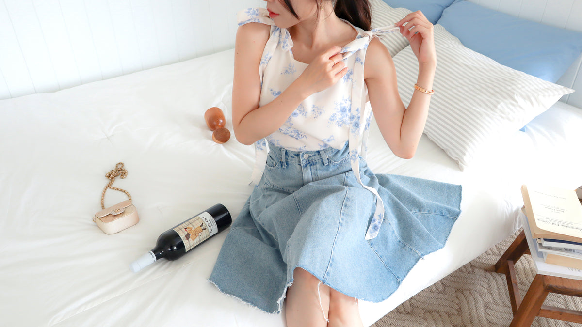 < M A D E > The Porcelain Silky Vest
