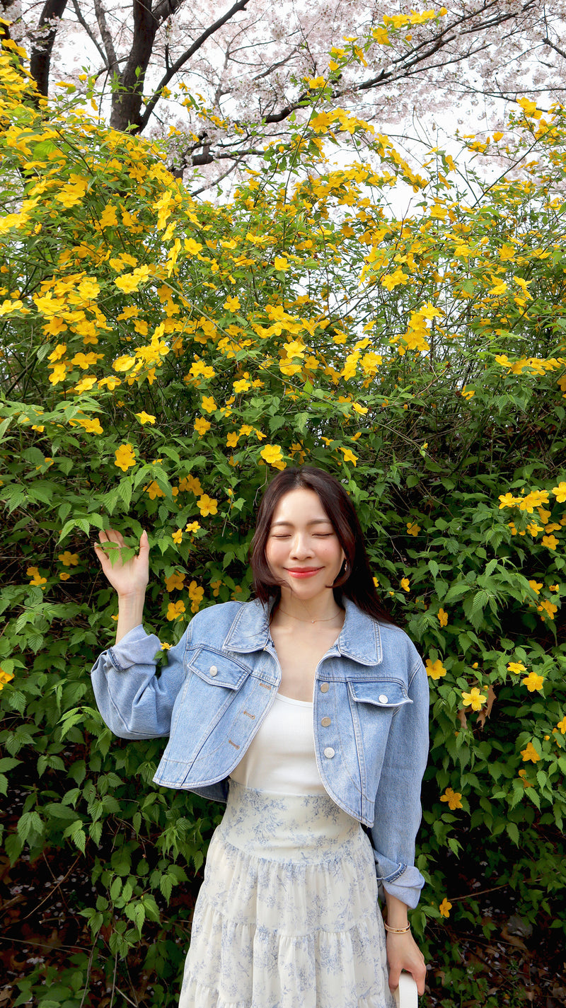 Petite Cropped Denim Jacket