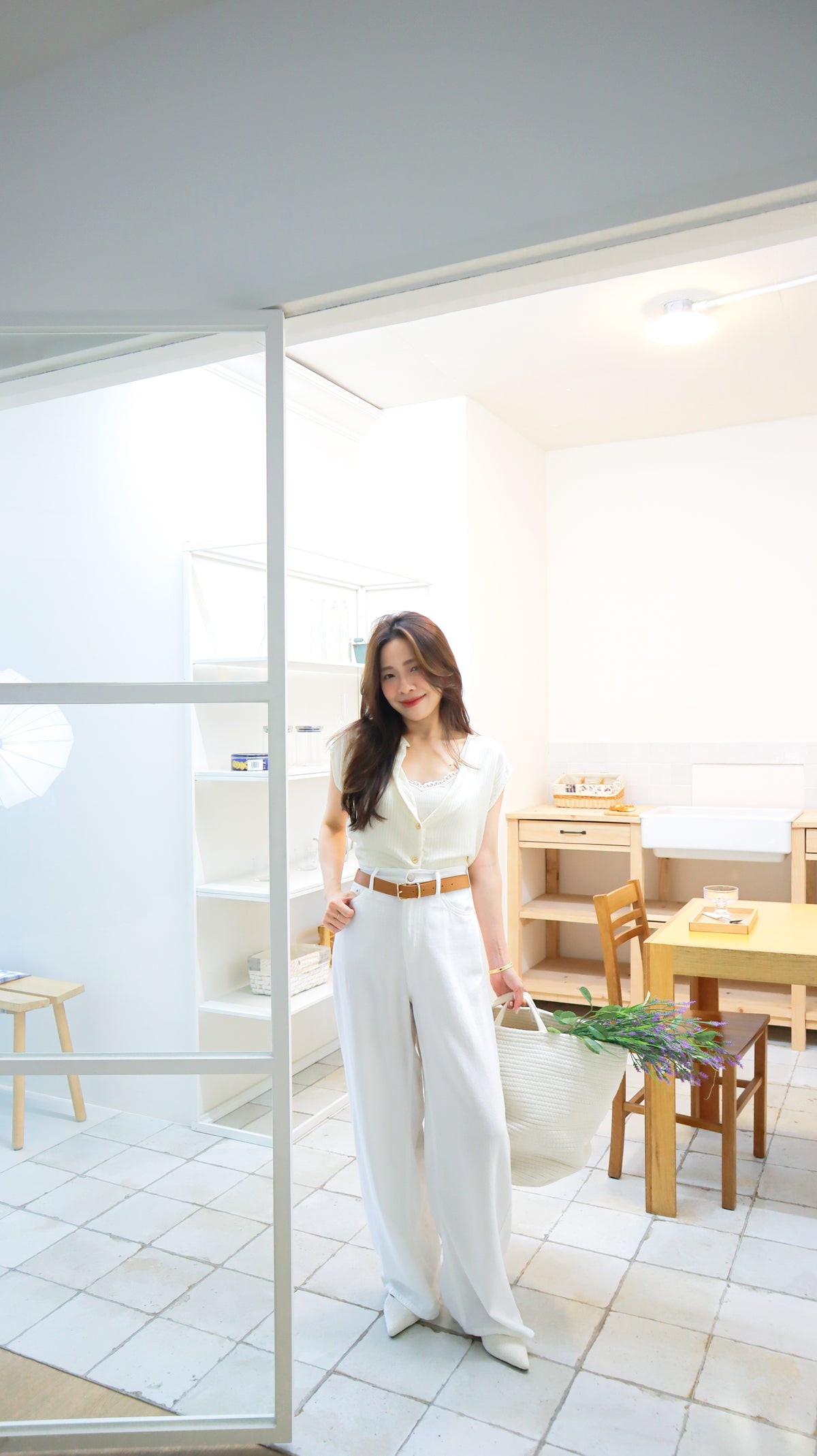 Every Weekend White Jeans