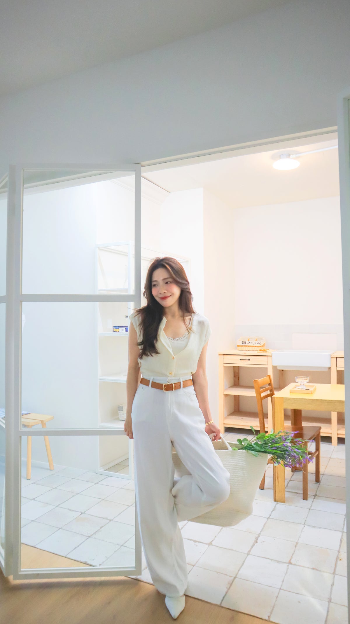 Every Weekend White Jeans