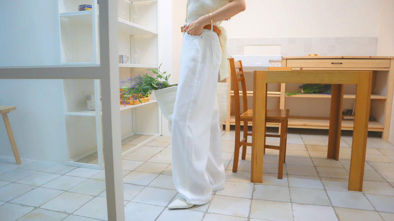 Every Weekend White Jeans