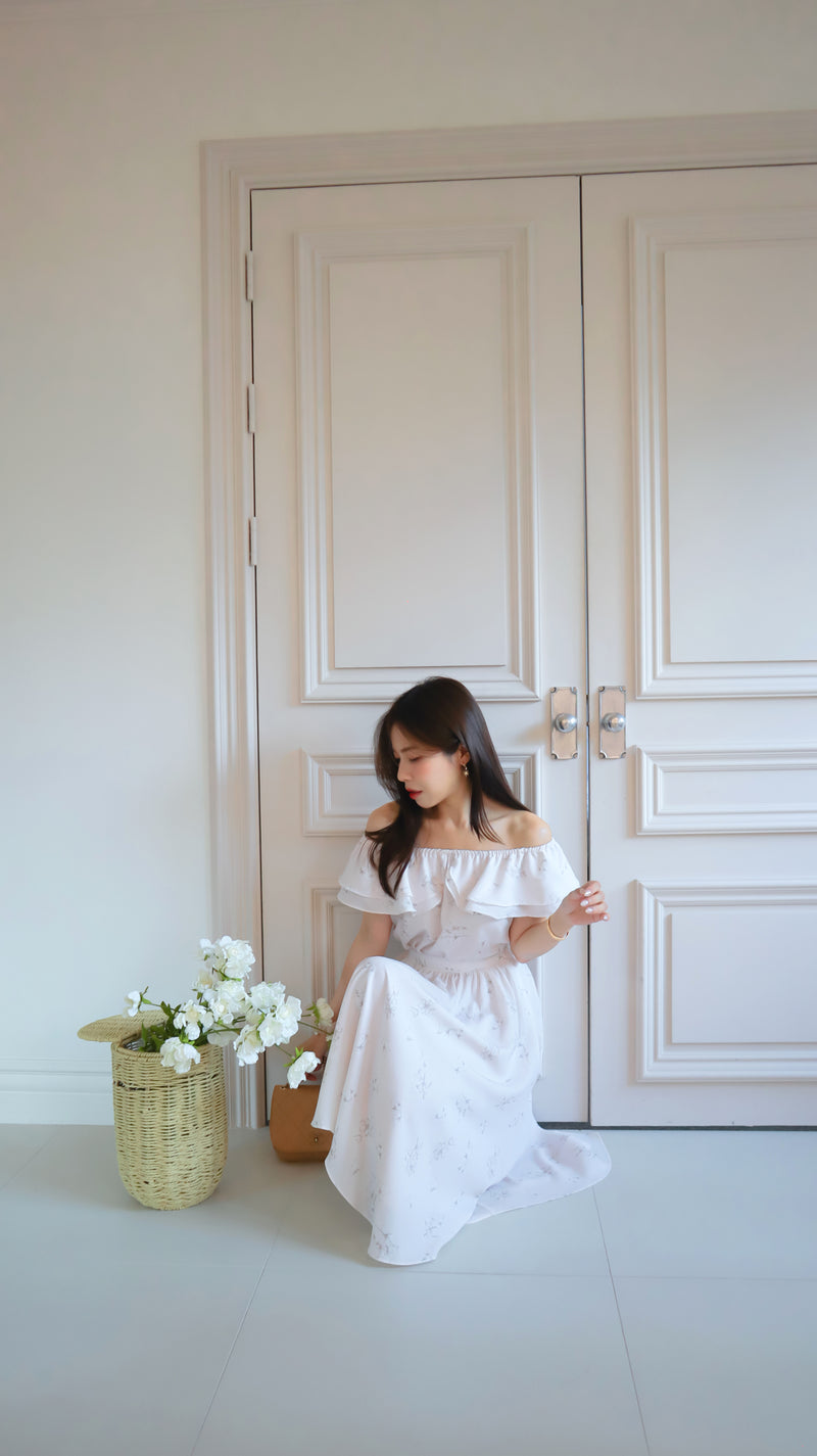 < M A D E > Blooming Flare Blouse