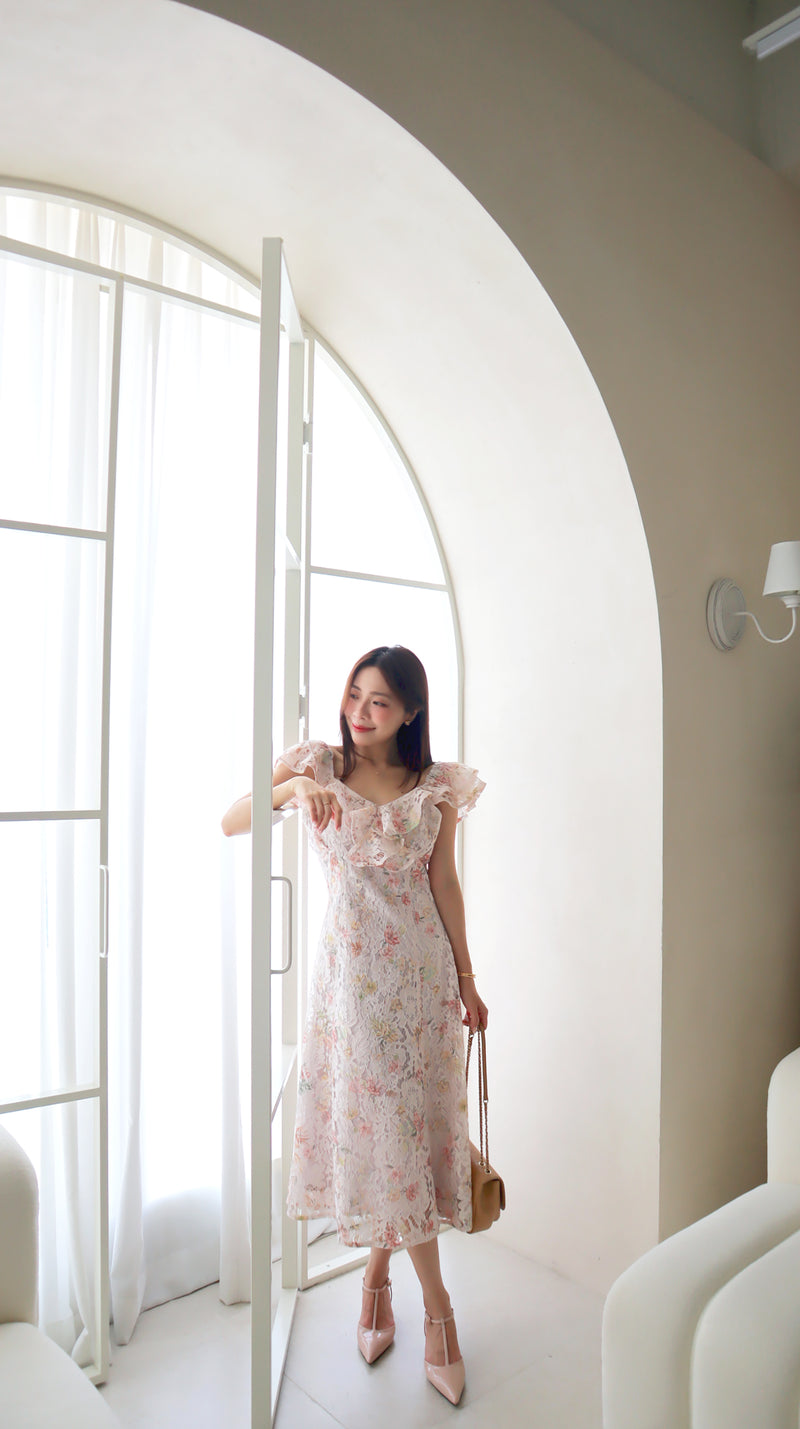 < M A D E > The Narina Lace Dress