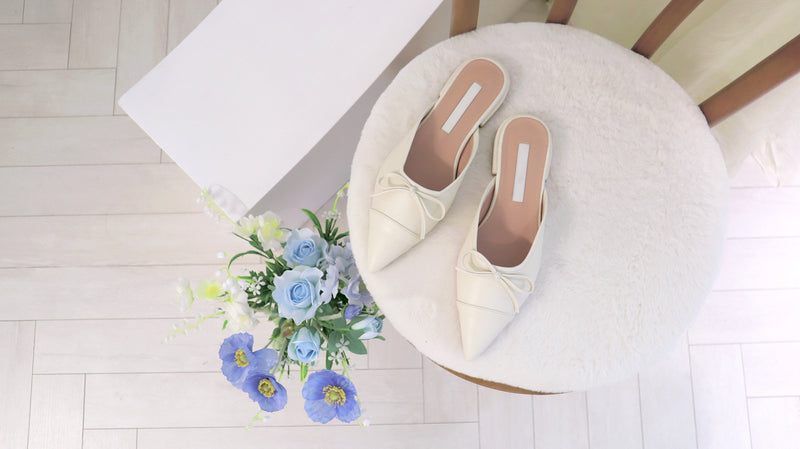 Calming City White Mules