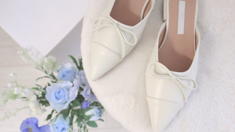 Calming City White Mules