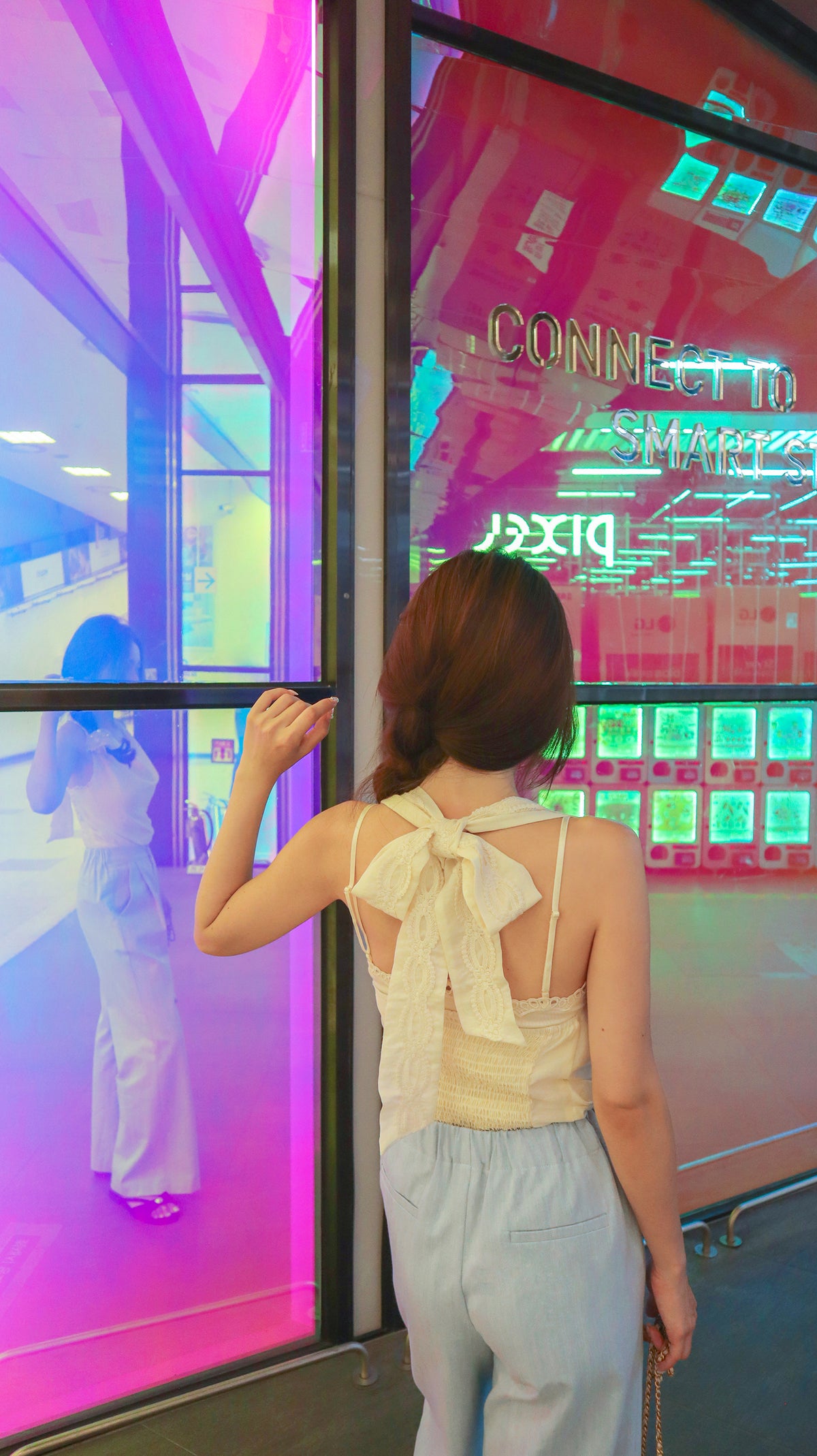 < M A D E > Flair Halter Neck Top