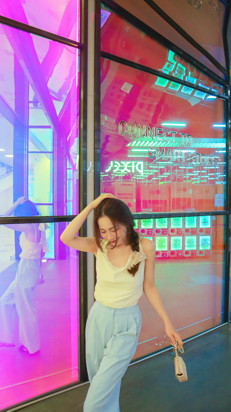 < M A D E > Flair Halter Neck Top