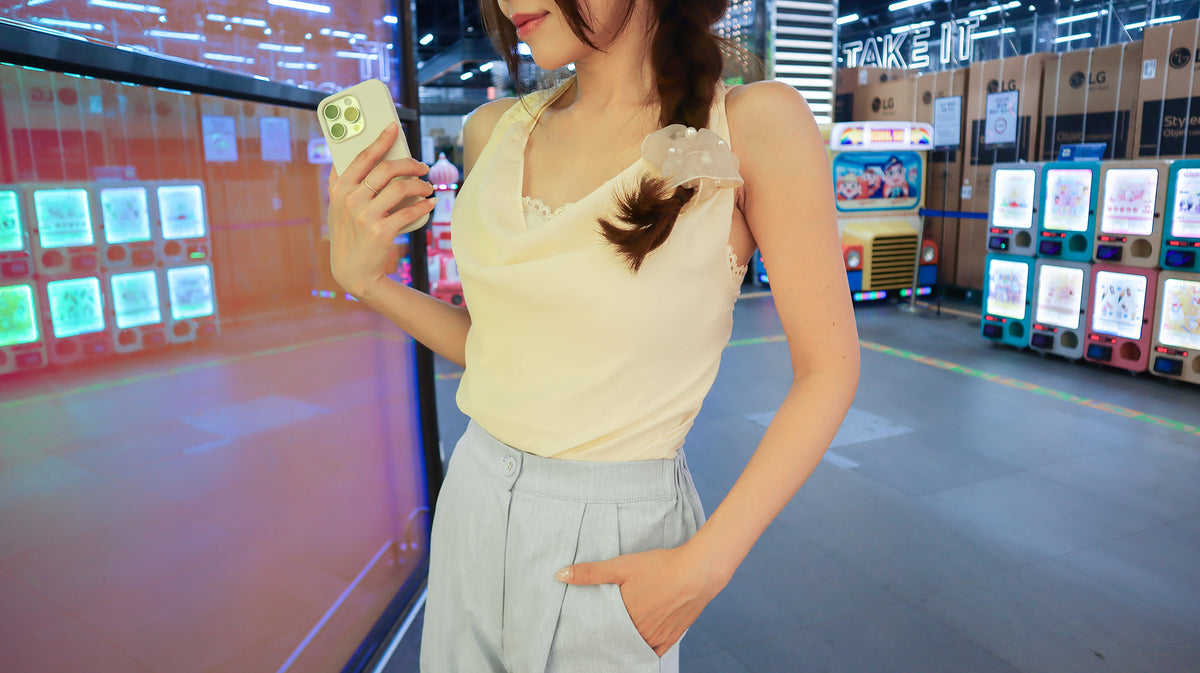 < M A D E > Flair Halter Neck Top