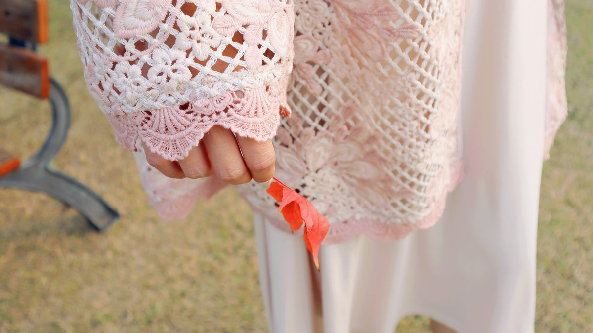 < M A D E > Embroidery Peony Lace Jacket