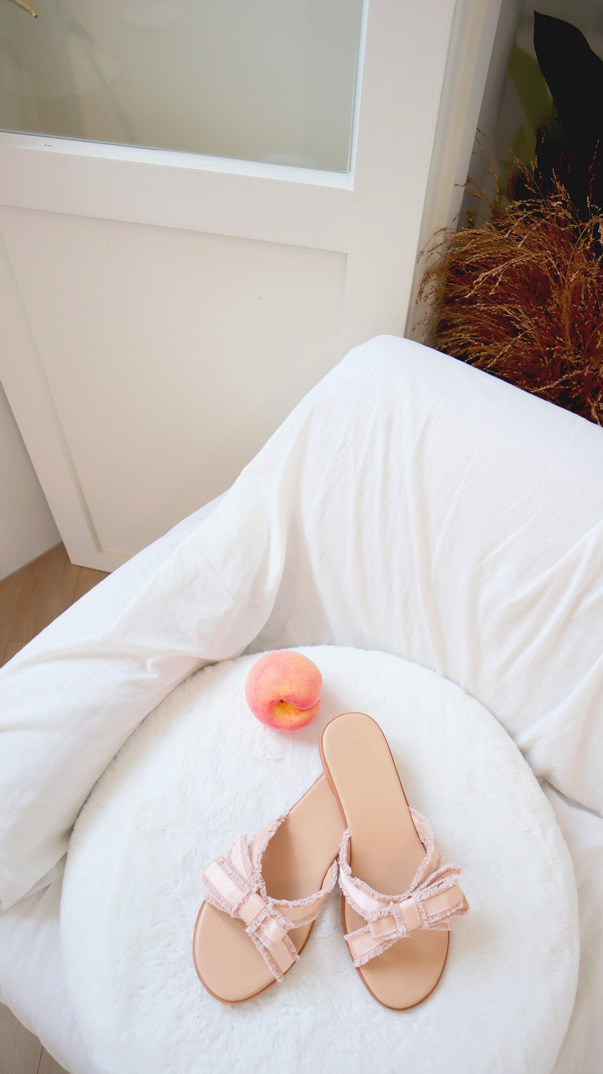 Peachy Shake Slippers