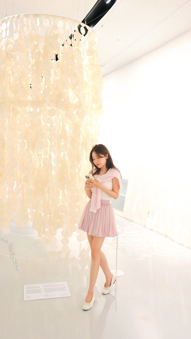< M A D E > Airy Balloon Mini Skirt