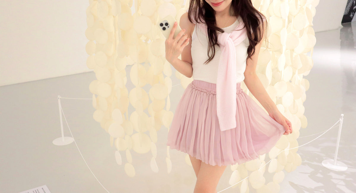 < M A D E > Airy Balloon Mini Skirt