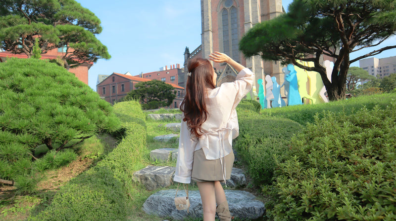 < M A D E > Velair Satin Blouse Jacket