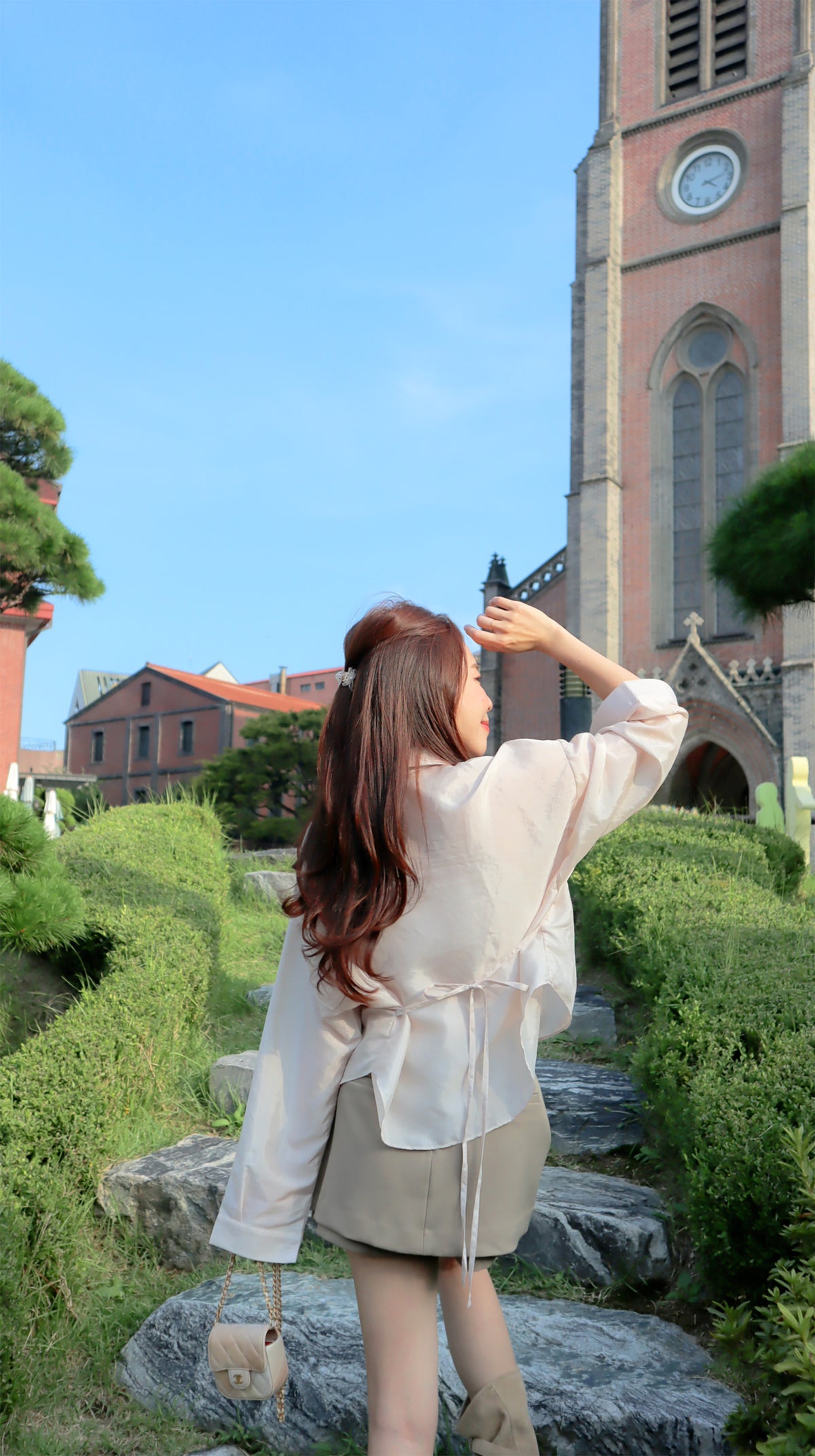 < M A D E > Velair Satin Blouse Jacket