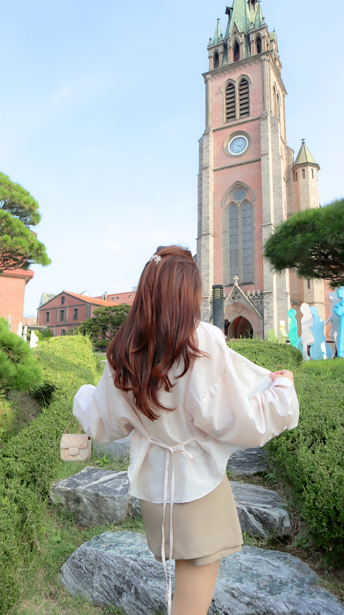 < M A D E > Velair Satin Blouse Jacket