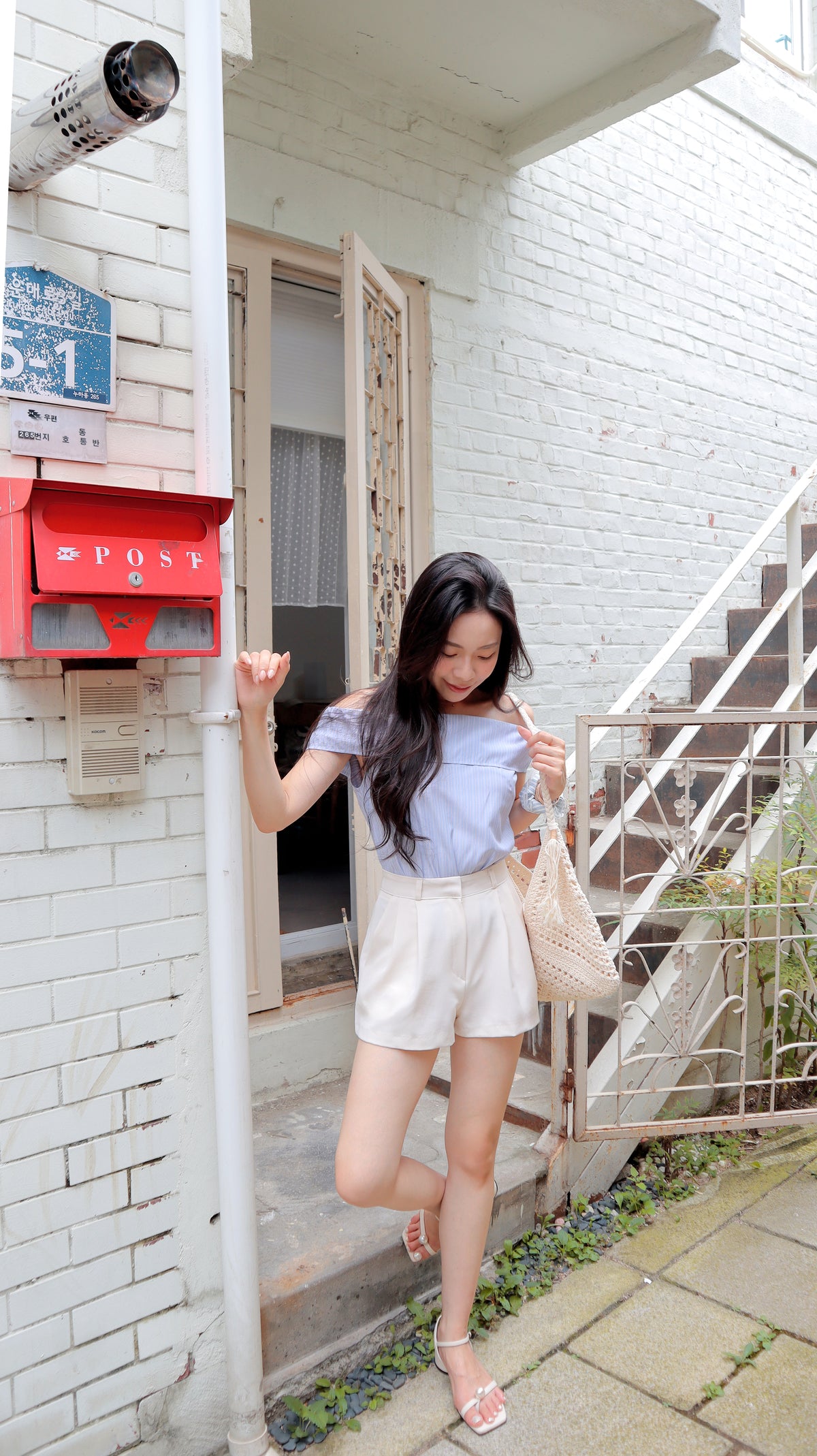 Vanilla Cream Petite Shorts