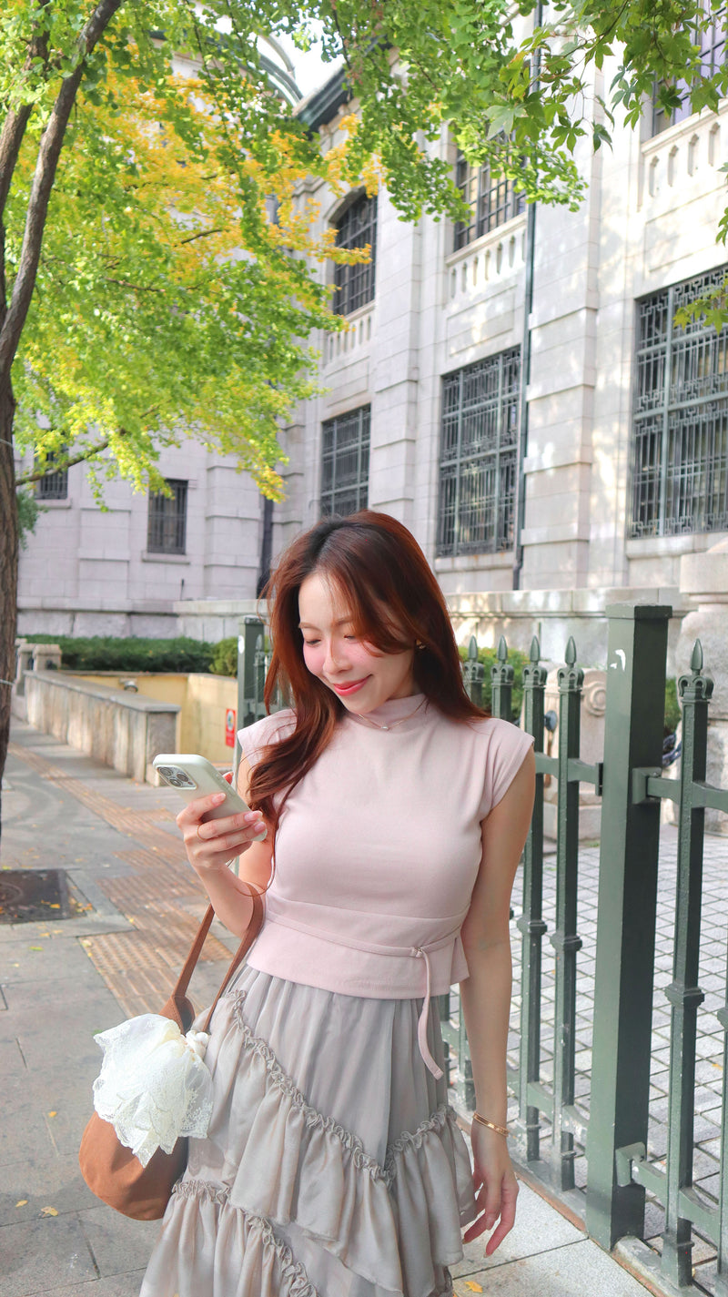 < M A D E > She Picks This Top