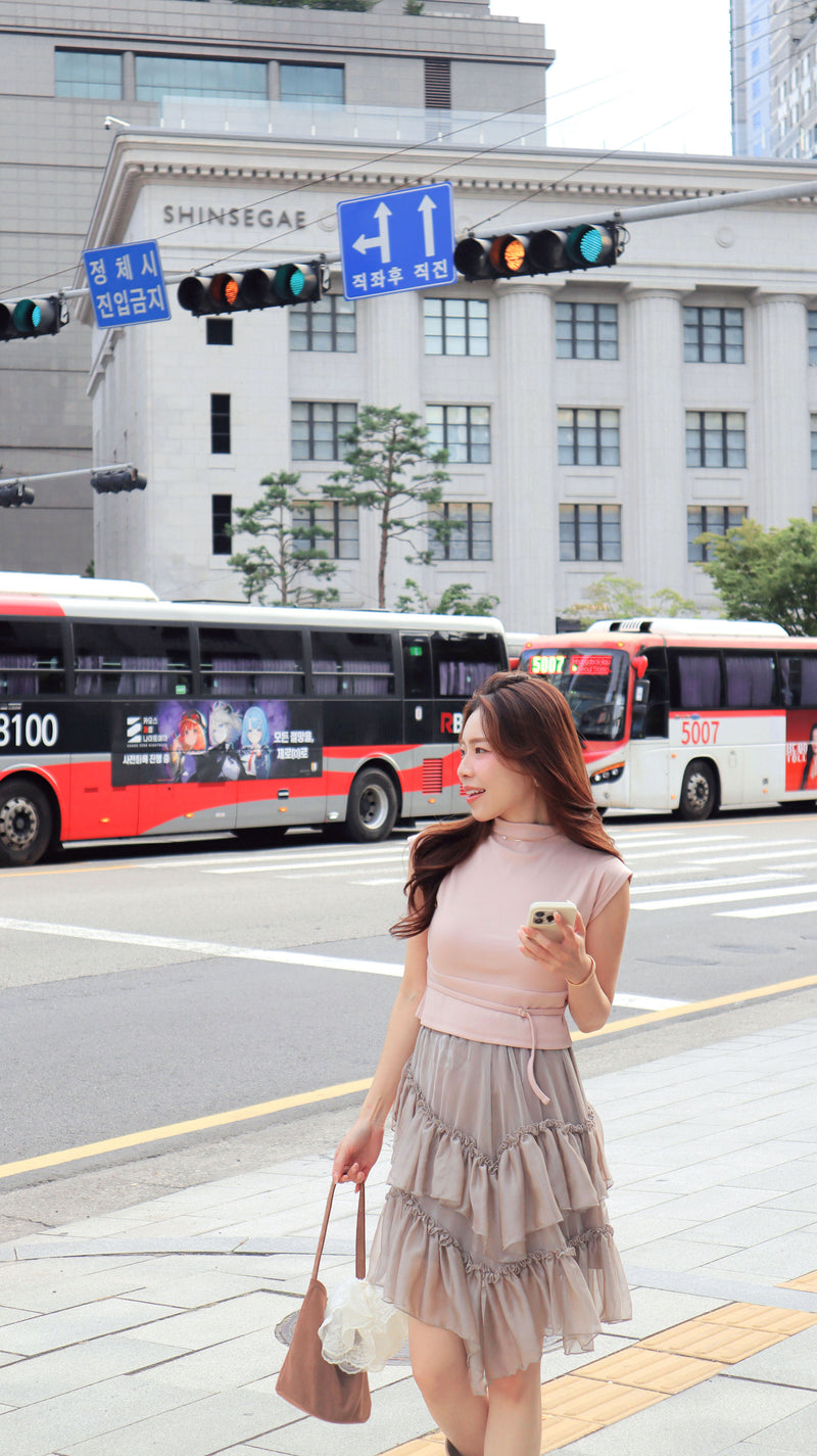 < M A D E > She Picks This Top