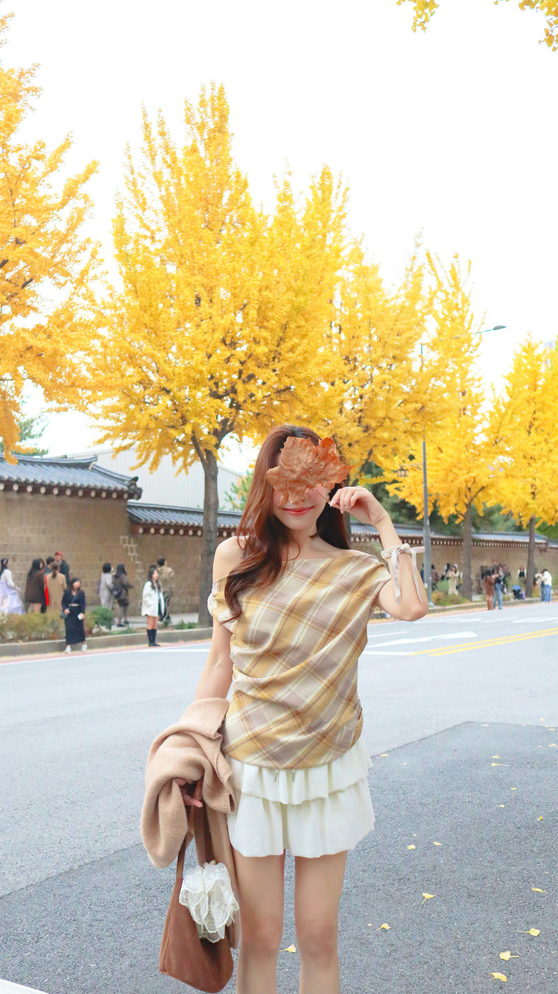 The Golden Avenue Blouse