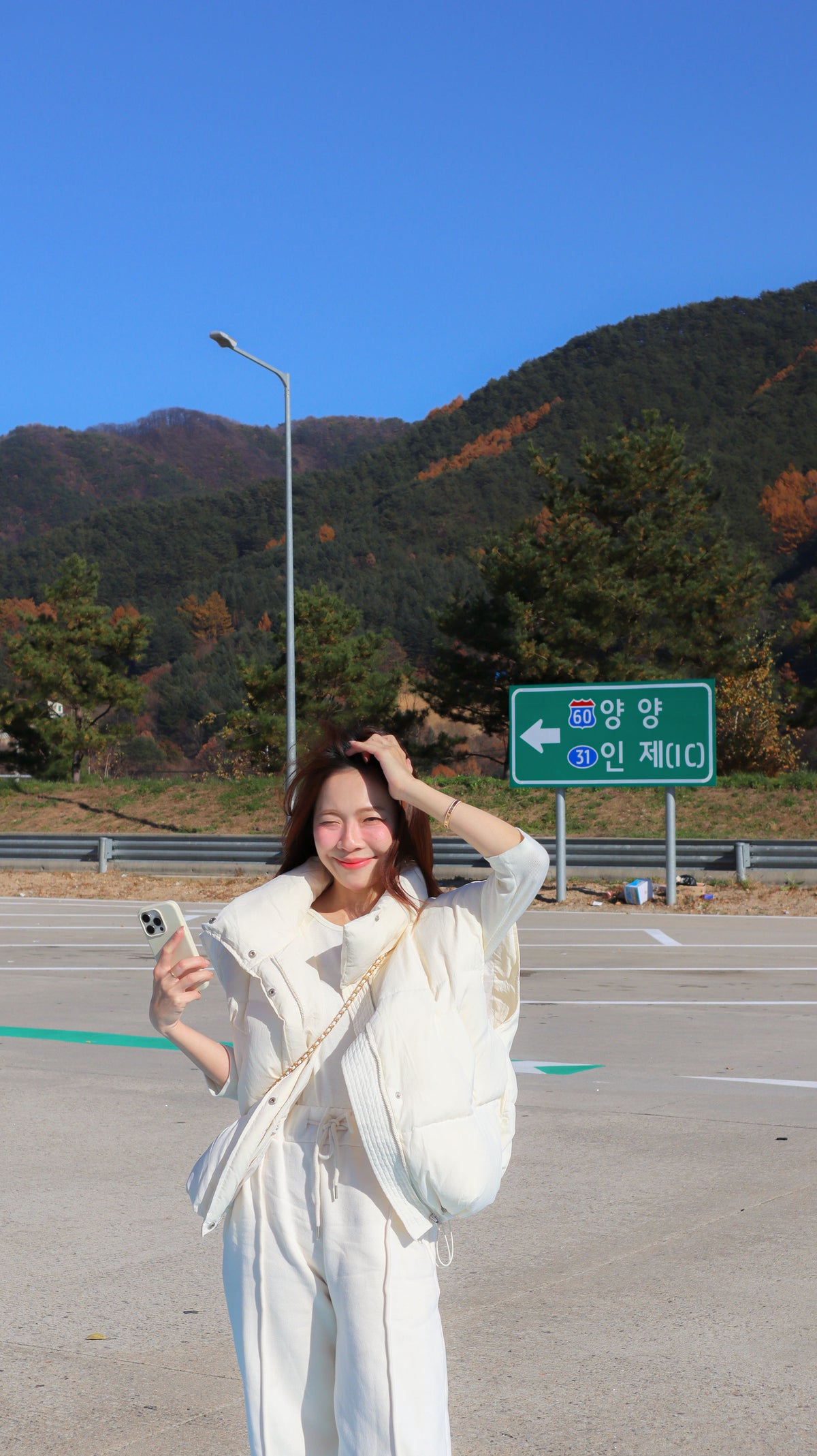 Pamper Mid Sleeves Tee