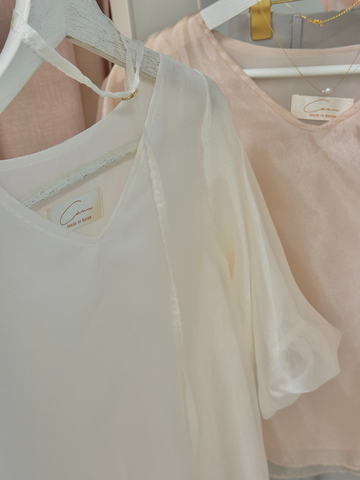 < M A D E > Breezing Organza Sheer Blouse