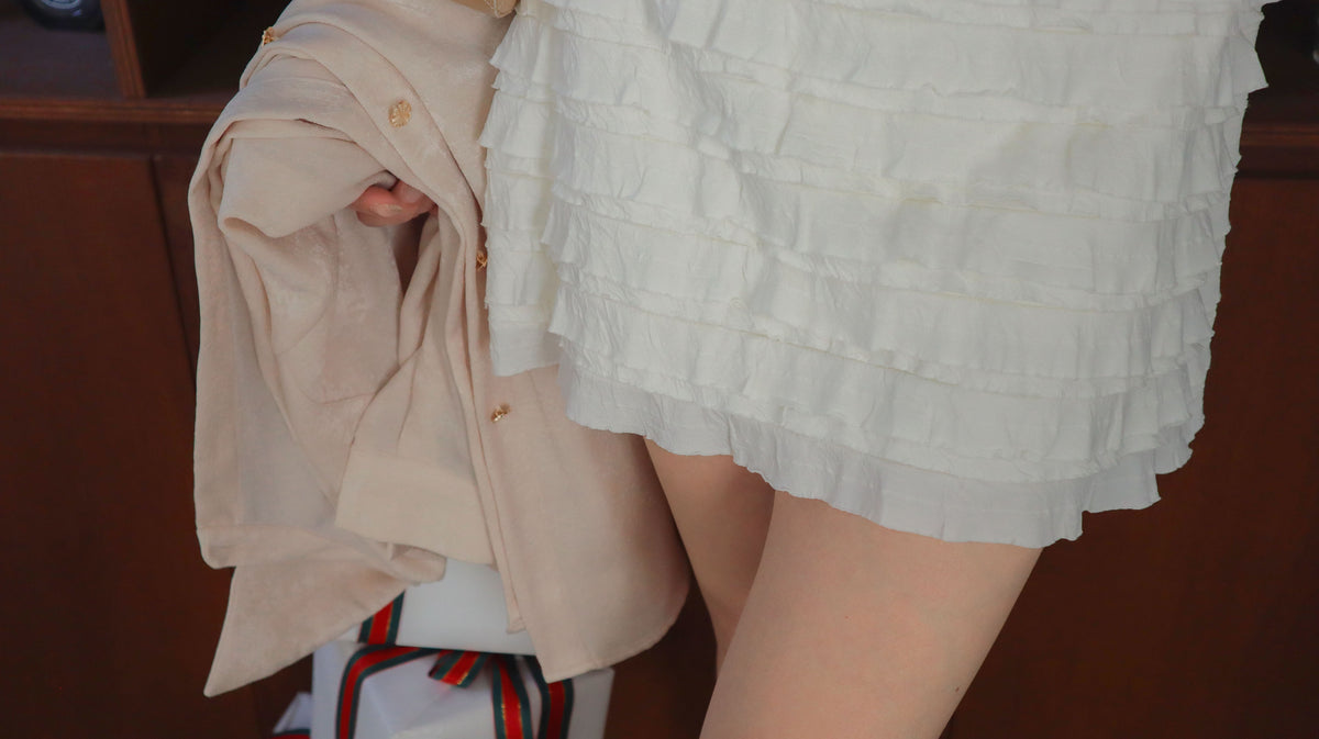 Whipped Vanila Crepe Mini Skirt