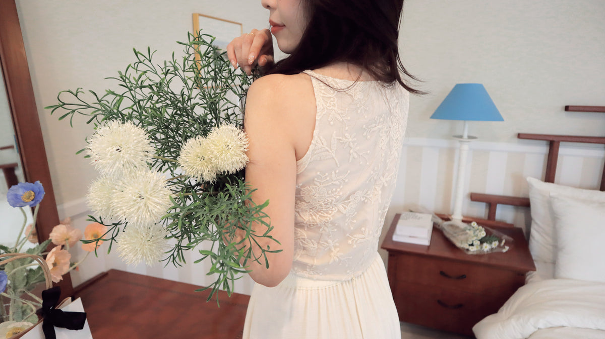 < M A D E > Antique Moment Lace Vest