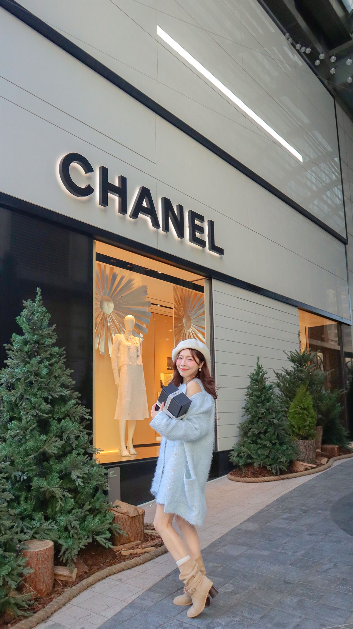 < M A D E > Alpine Tweedie Dress