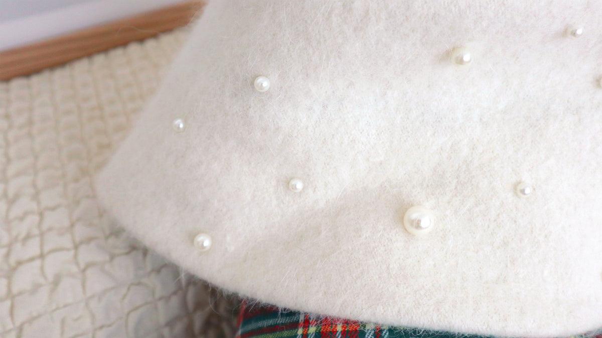 Snowy Days Woollen Hat