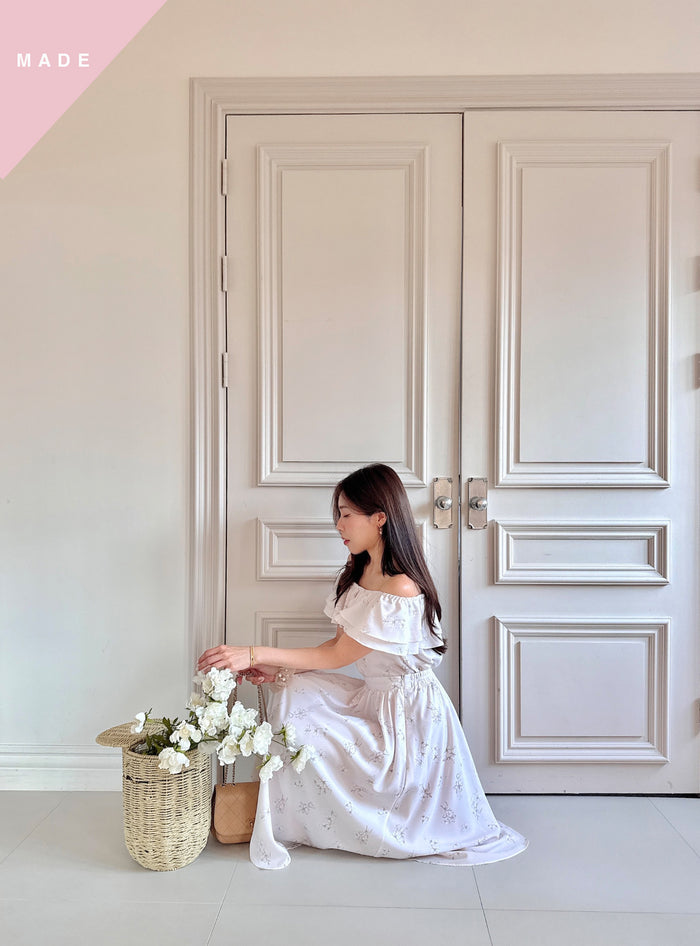 < M A D E > Blooming Flare Blouse
