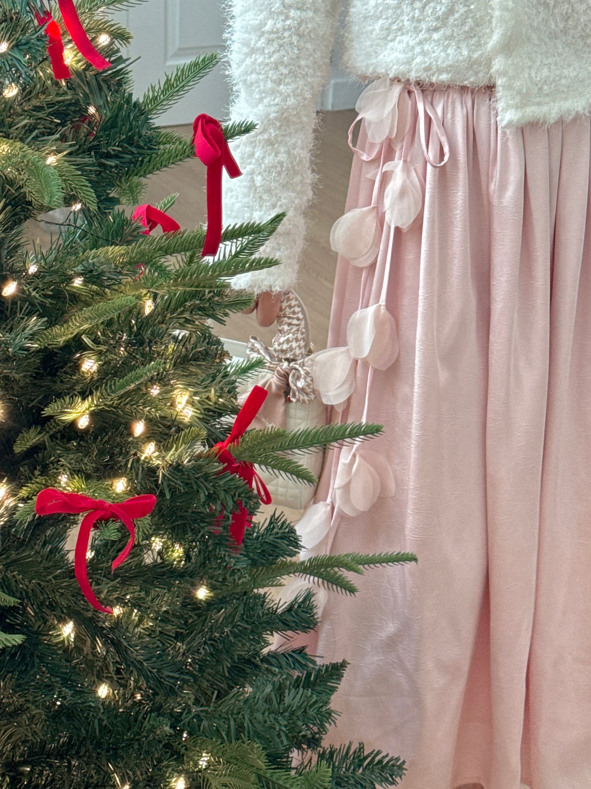 < M A D E > Petals Rain Satin Skirt