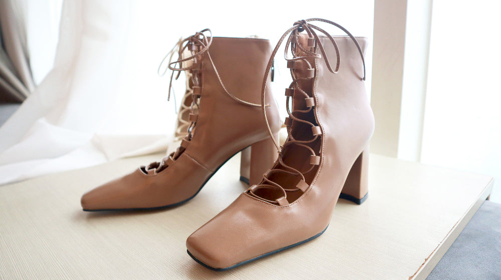 Ballerina Lace-up Boots